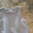 画像2: TATAMIZE（タタミゼ）　　　Square Neck Knit Vest　　　　　　Grayカラー (2)