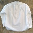 画像9: UNITUS（ユナイタス）　　collarless pullover shirt　　　100％cotton/Whiteカラー (9)