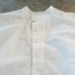 画像4: UNITUS（ユナイタス）　　collarless pullover shirt　　　100％cotton/Whiteカラー (4)