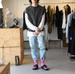 画像10: 1000S　　　　　　　　　〝UNEVENNESS CUTOFF SWEAT〝　　　　　　　　INK BLACK (10)